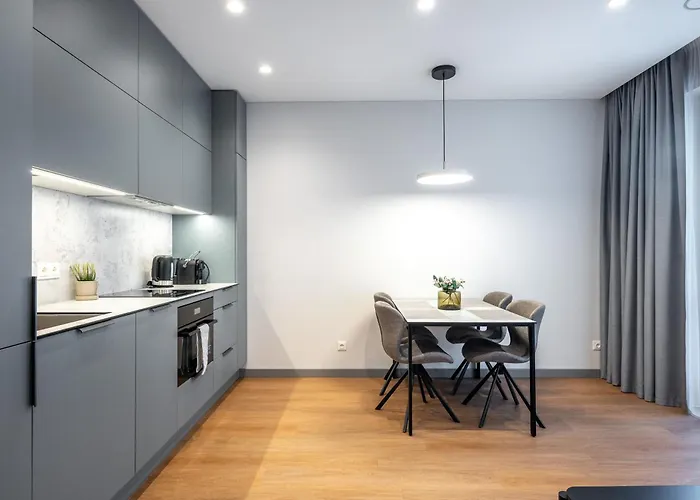 Brand New Downtown By Reside Baltic *